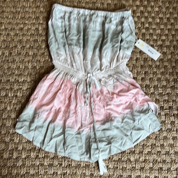 Adorable never used tickets on! Romper - Picture 4 of 4